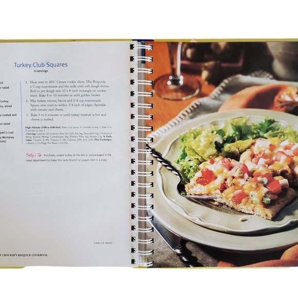 Betty Crocker BISQUICK Cookbook Spiral Color Illustrated First Edition 2000 - Picture 7 of 8